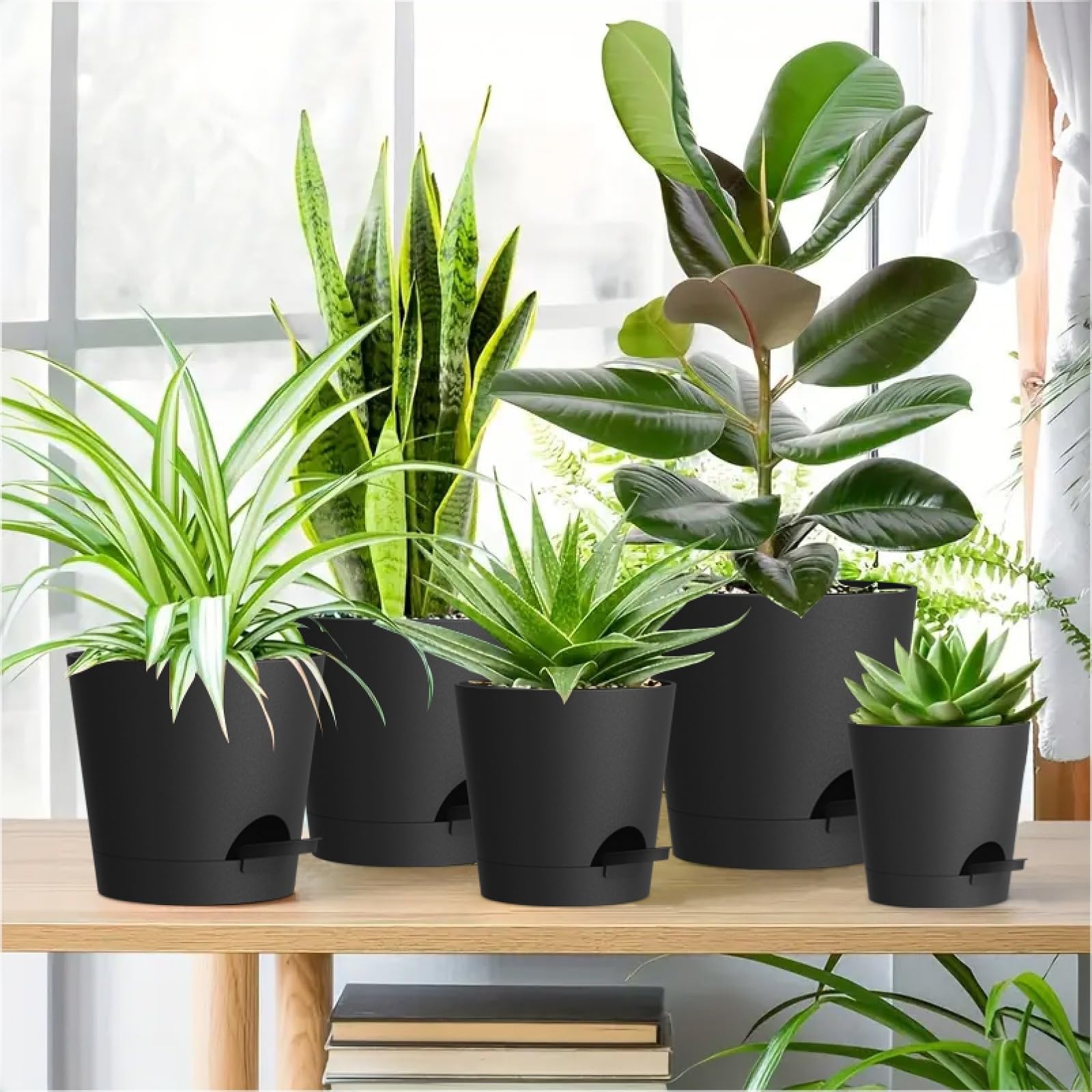 WSMKSZ self-watering pot drainage tray prevents spills and keeps surfaces neat.