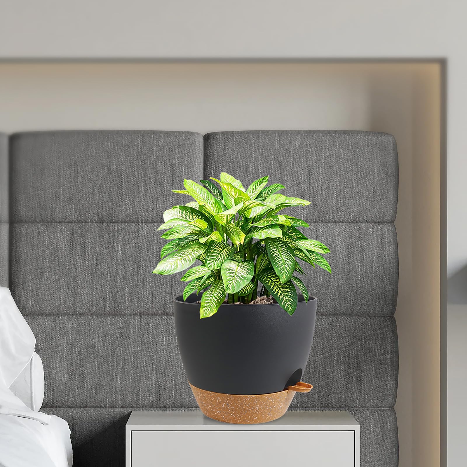 WSMKSZ ideal for balconies, decks, and window sills.