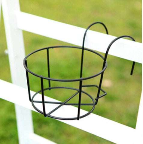 WWahuayuan round plant basket with hook, perfect for entryways and porches.