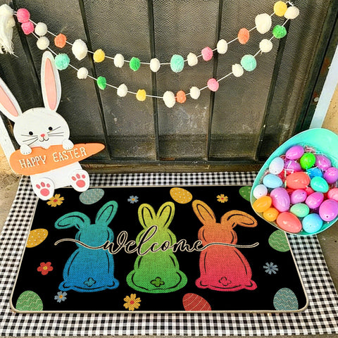 Wylumen Spring Welcome Front Door Mat traps dust before it enters.