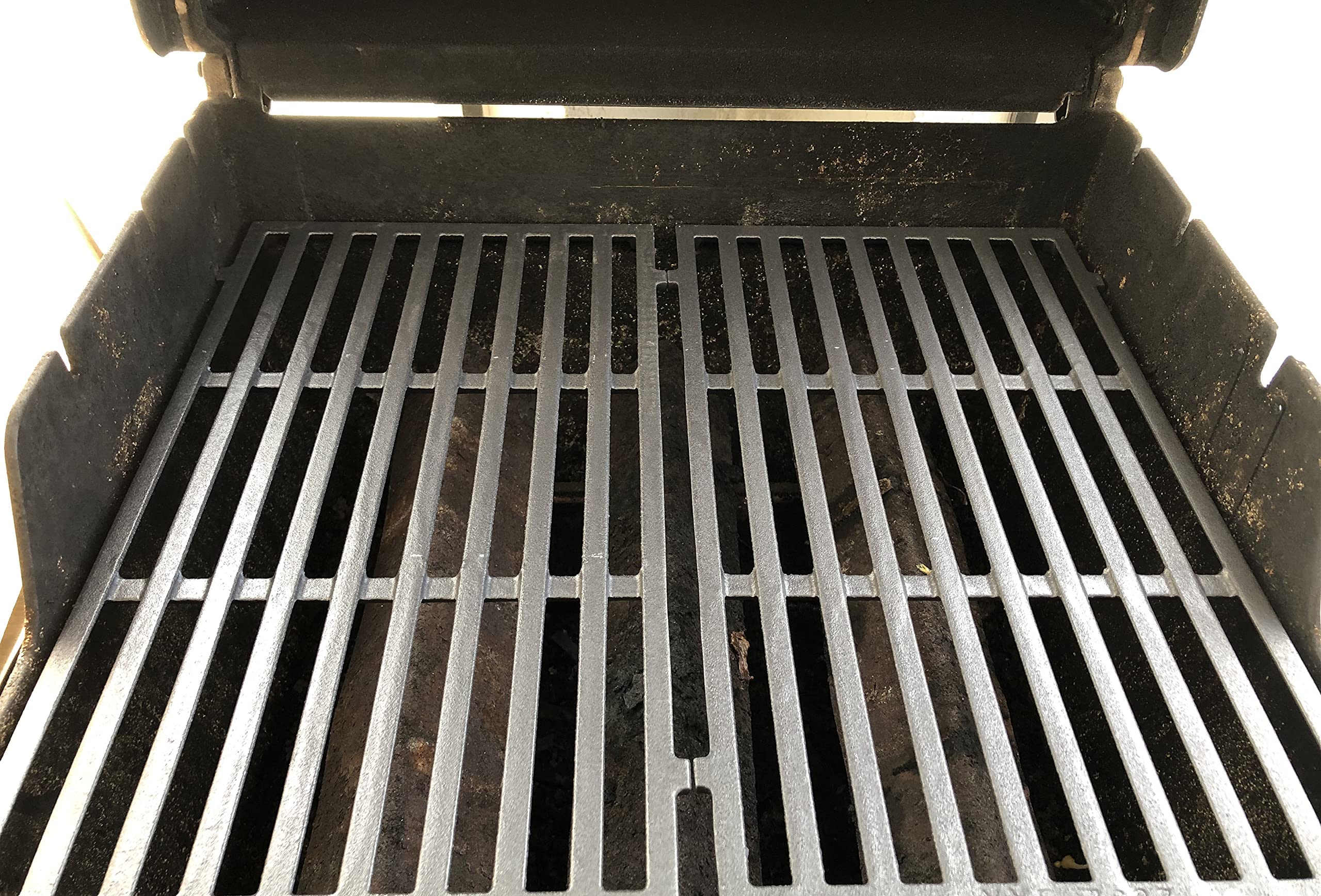 X Home rust and warp resistance feature on grill grates