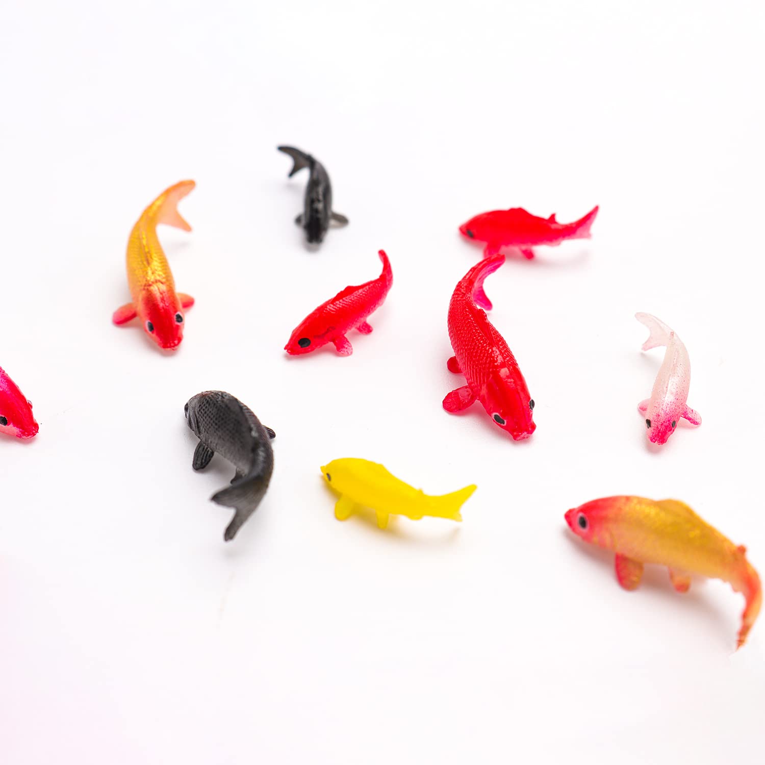 X Hot Popcorn large koi fish miniatures, exquisite workmanship for DIY decor.
