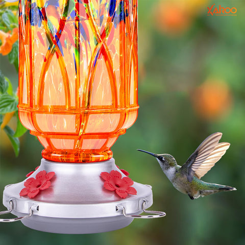 XAROO leakproof base design prevents spills during use