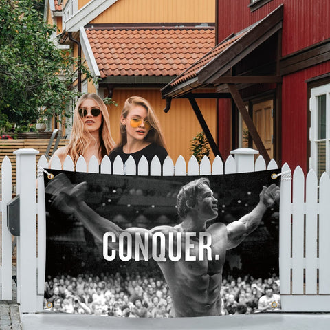 XEODE vivid color print flag enhances room ambiance.