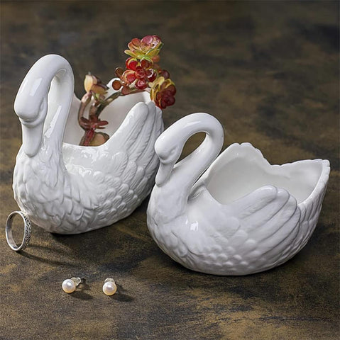 XESAGSNV Porcelain flowerpot suitable for small plants and desks.