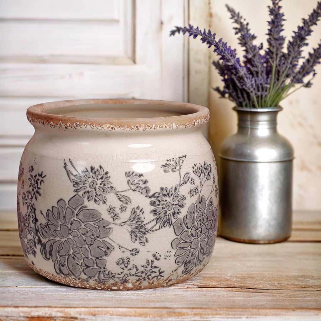 Xiaan Jiaju gift-ready planter pairs well with small herbs or succulents