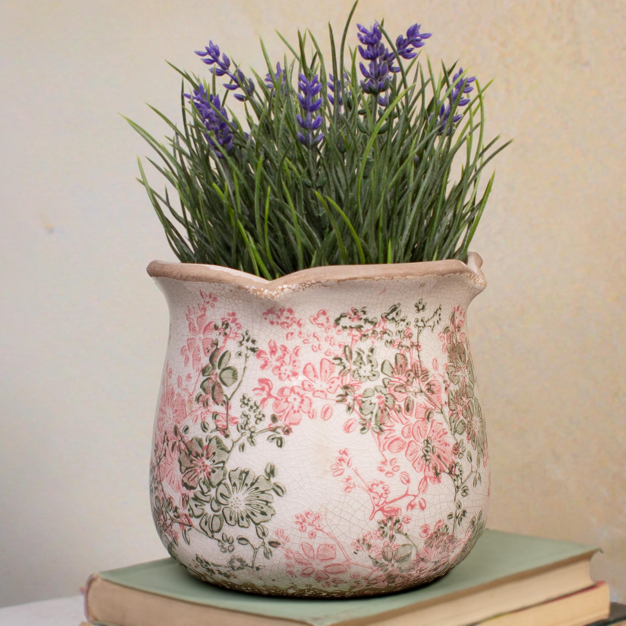 Xiaan Jiaju indoor-display ceramic planter for various rooms.