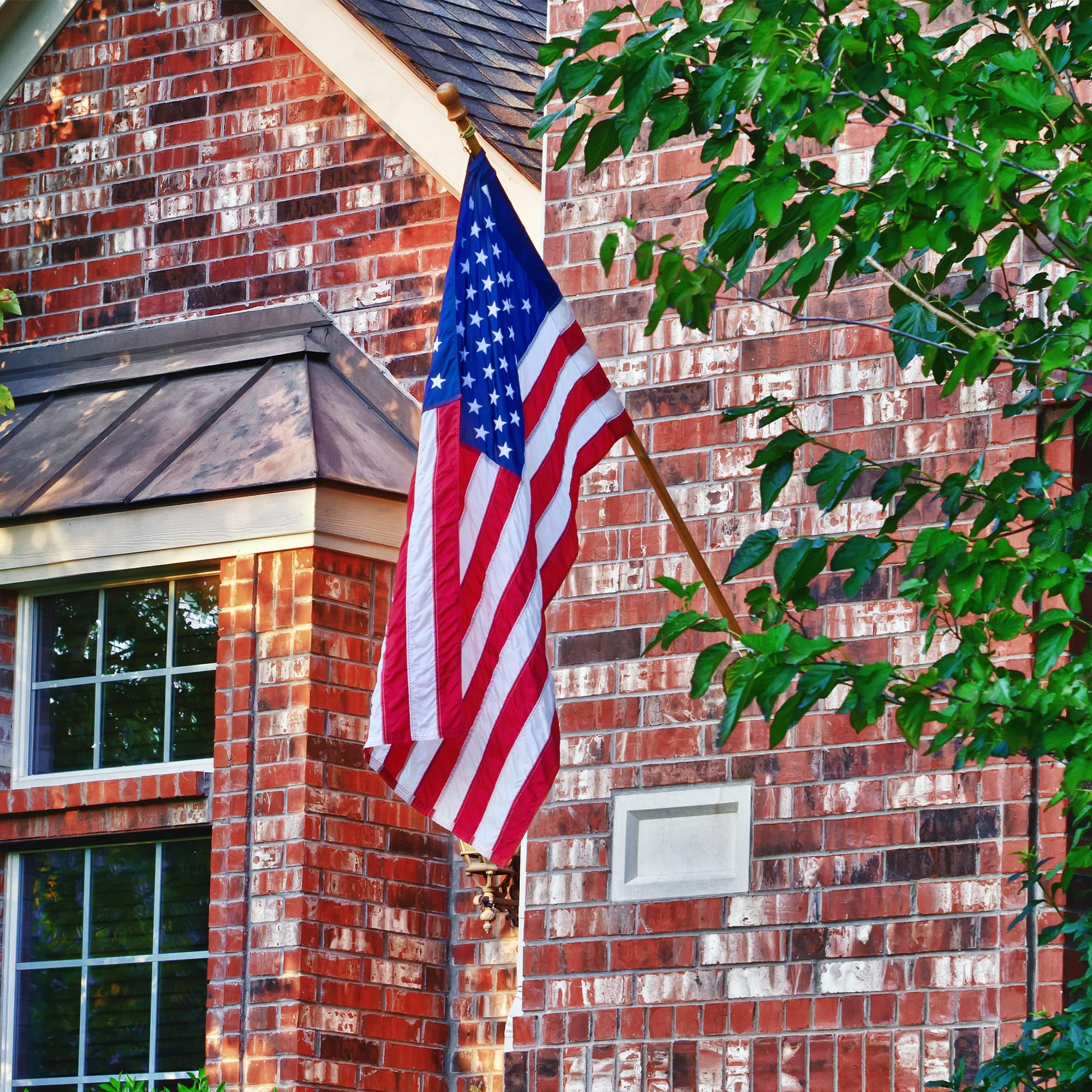 XIFAN flag displayed in a yard elevates patriotic moments during holidays.