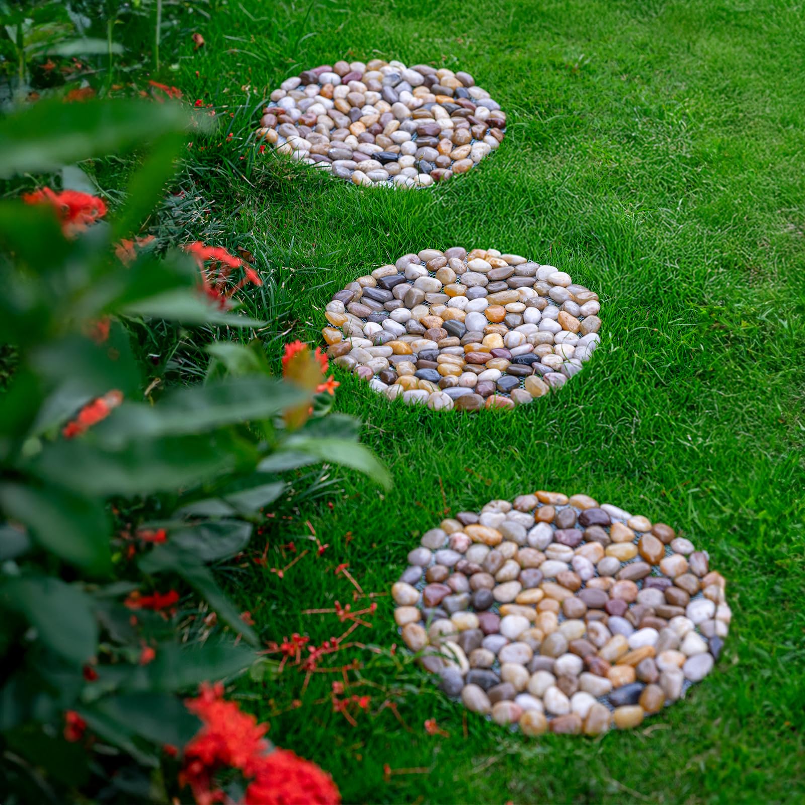 Xindian barefoot friendly 12 inch stepping stone for easy garden paths.