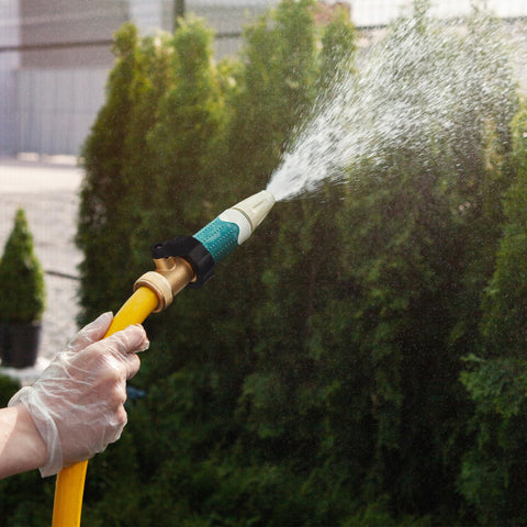 Rust-resistant brass valve maintains performance in outdoor conditions.