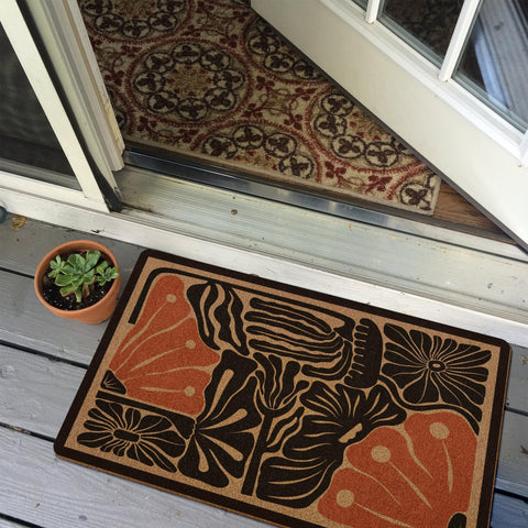 XLDLIOO easy-care mat withstands weather in high-traffic areas.