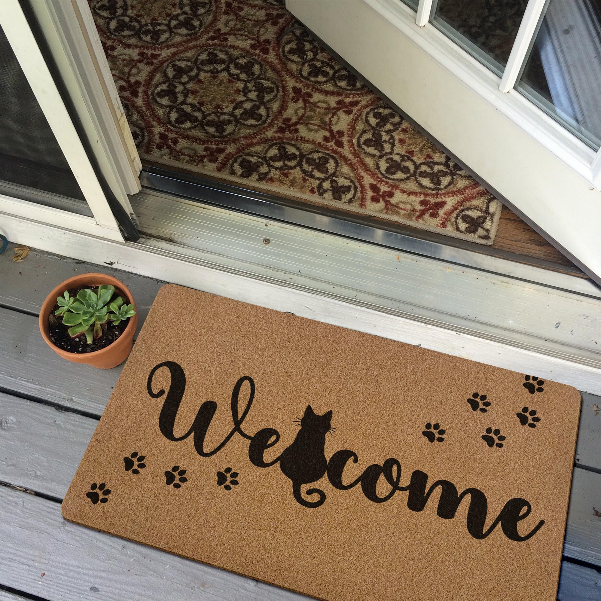 XLDLIOO textured rubber backing keeps mat in place for safe entry