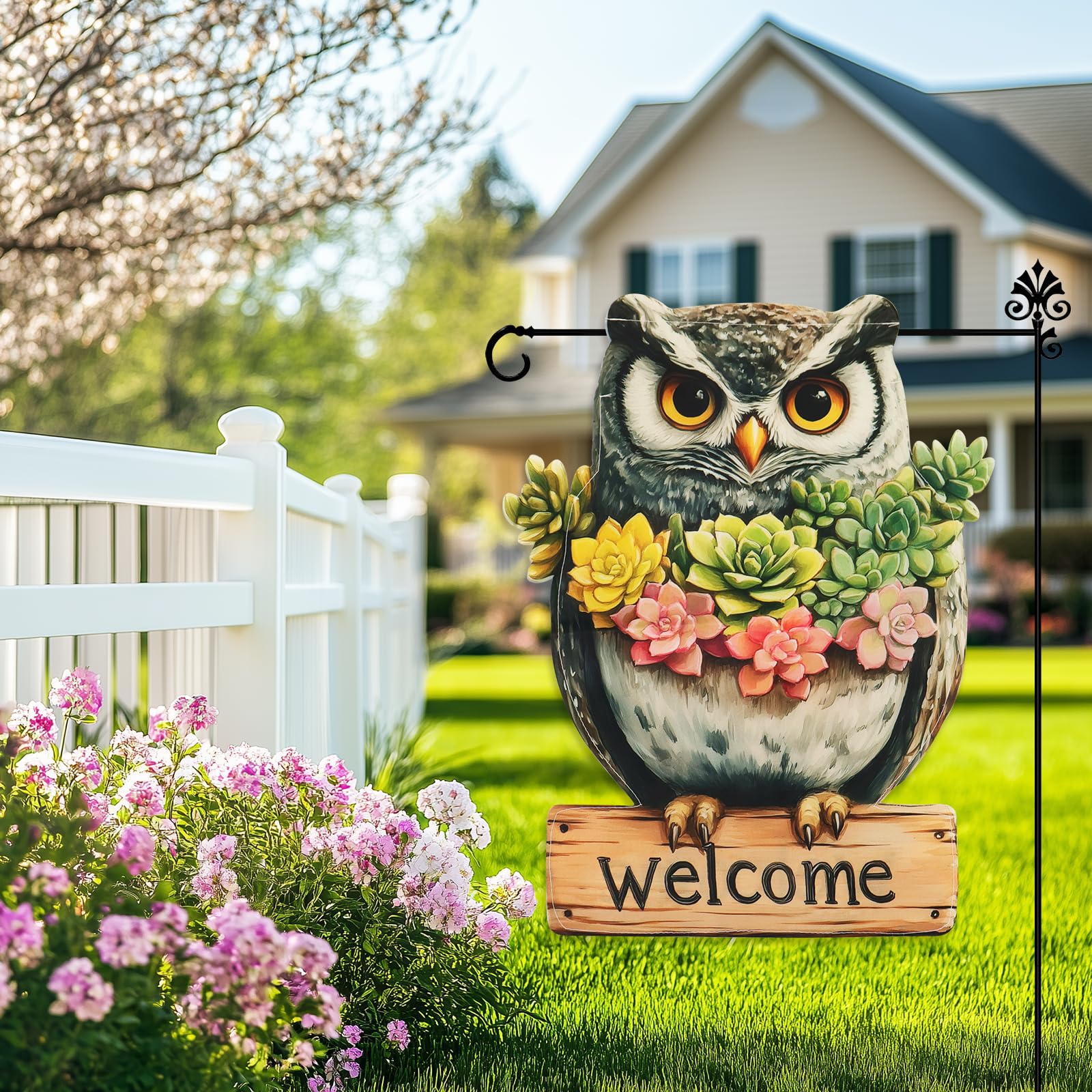 Xmoyaas farmhouse porch flag brings lively garden vibes to entrances.