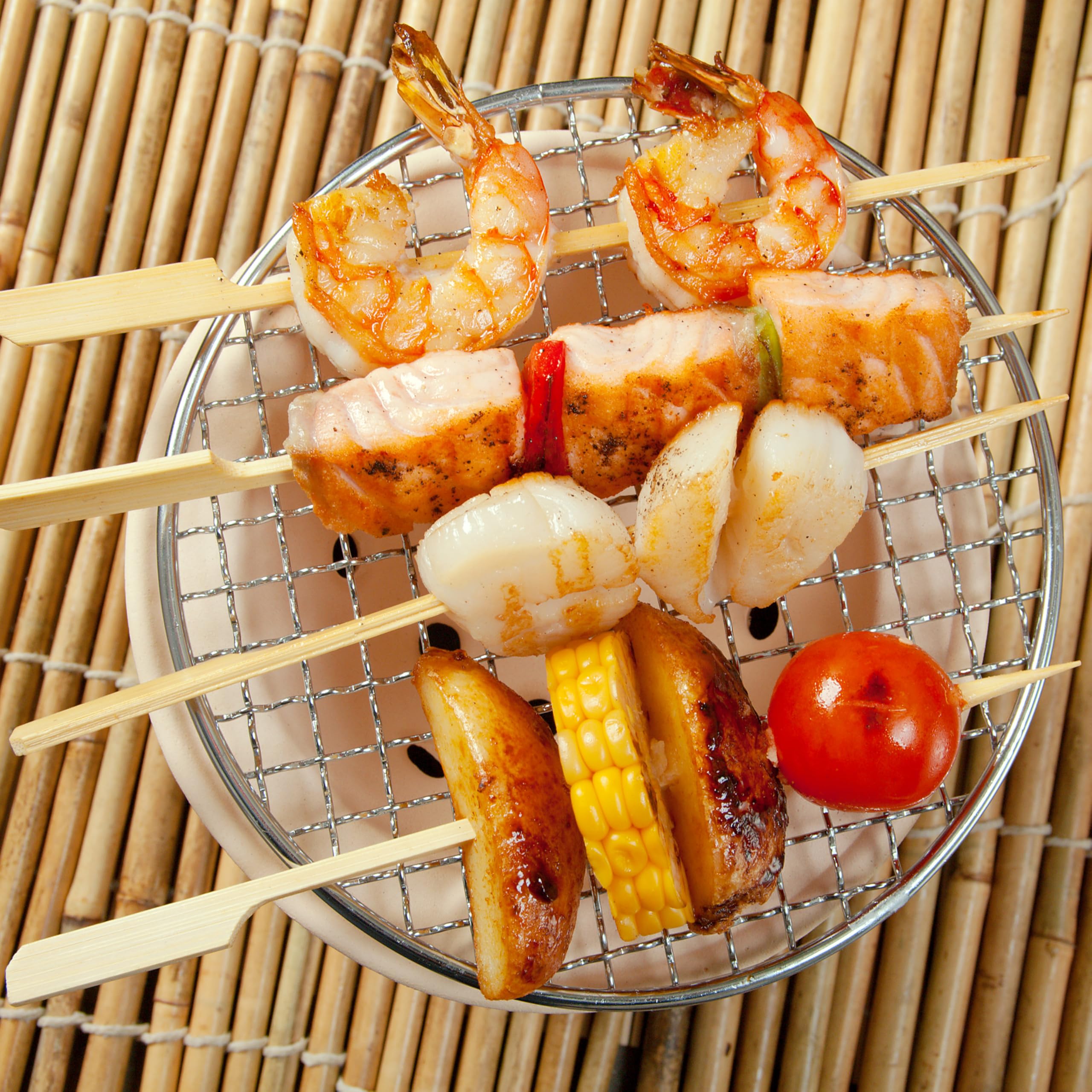 XMZY sturdy bamboo skewers holding meat and vegetables securely for party platters.