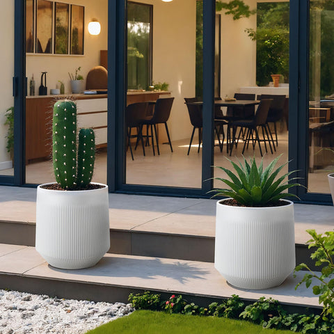 Yaghpy drainage-hole closeup highlights leak-free design for plants.