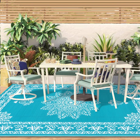 Non-slip bottom keeps Yamaziot rug secure on smooth surfaces
