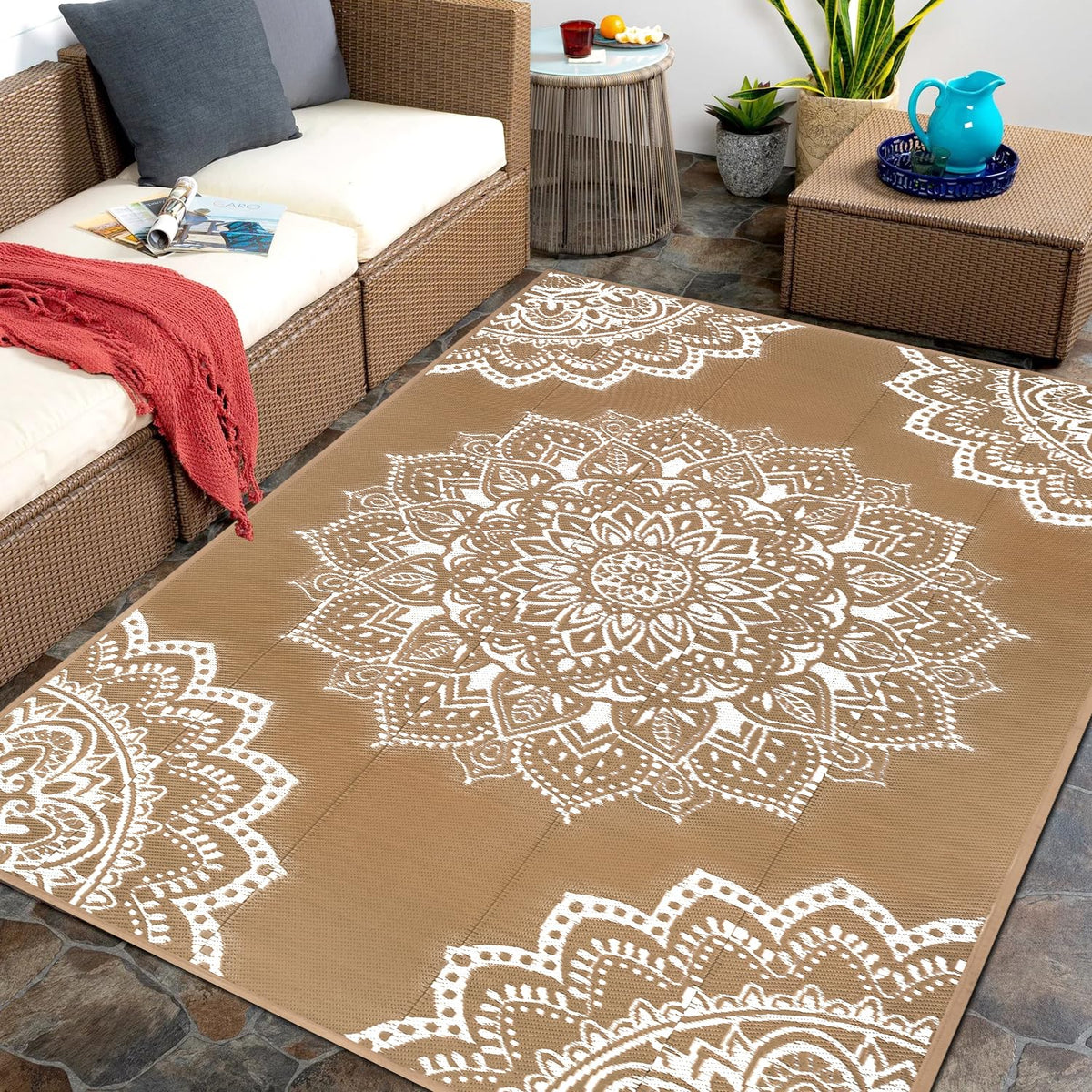 Yamaziot waterproof outdoor rug 5x8 front view, ideal for patios and quick cleanup.
