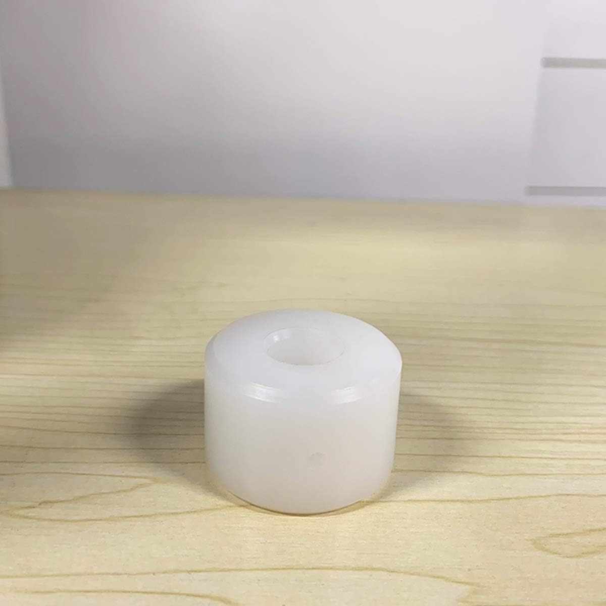 YAOAWE packaging shows a single bushing for straightforward installation