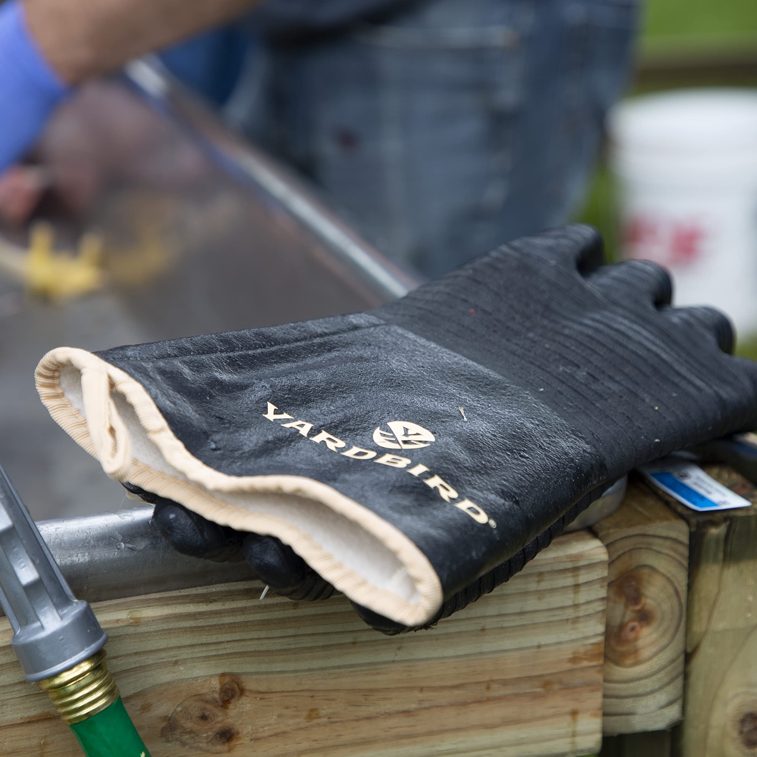 Yardbird Poultry Gloves forearm protection reduces splashes and heat exposure.