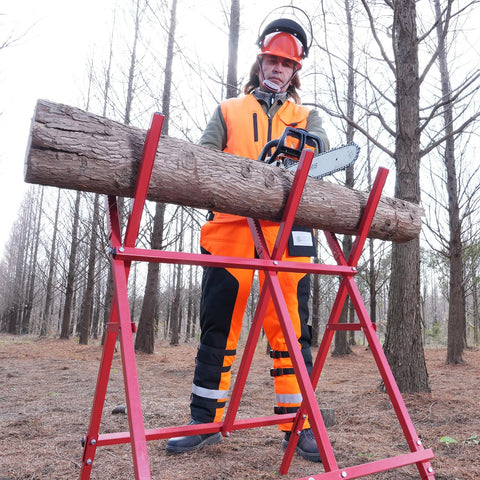 YARDMARIS anti-cut fabric layers protect legs during logging tasks.