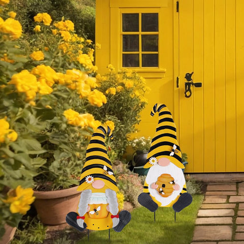 YEAHOME metal gnome beehive-stake adds nature inspired detail to borders and planters.