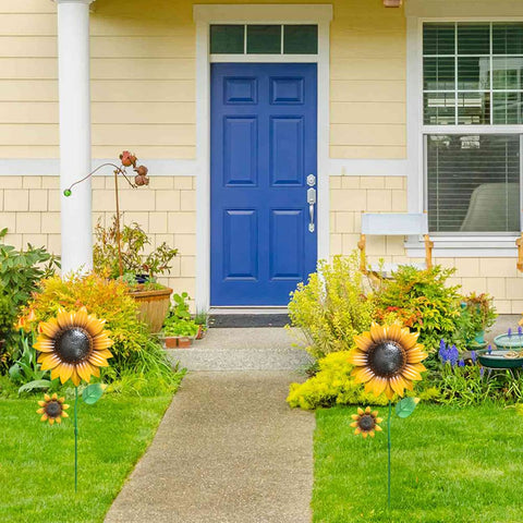 YEAHOME Sunflower Garden Stake 2-Pack weather-resistant paint enables year-round outdoor use