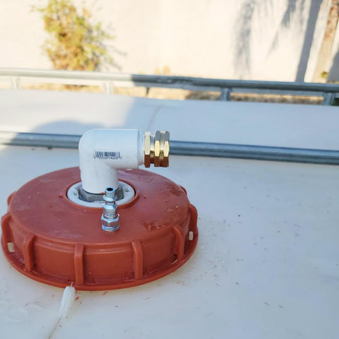 YELUN threaded end-cap installation visual for easy closure.