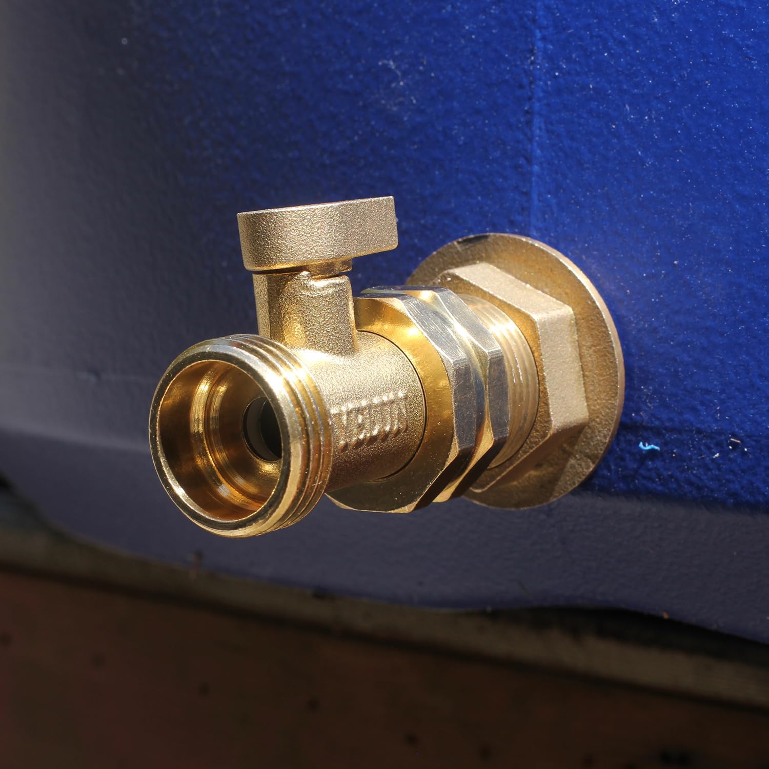 YELUN brass swivel connector ensures leak-free hose attachment