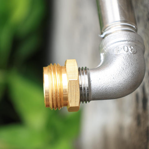 YELUN close-up of rustproof brass material highlighting durability