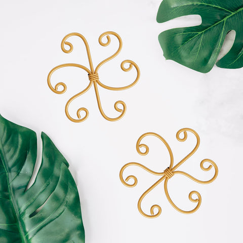 Yeomant gift-ready monstera trellis suits gardening enthusiasts.