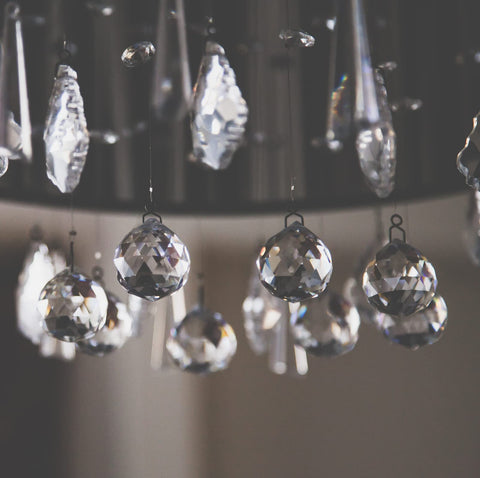Yesland clear crystal ball decoration reflecting light for vivid color