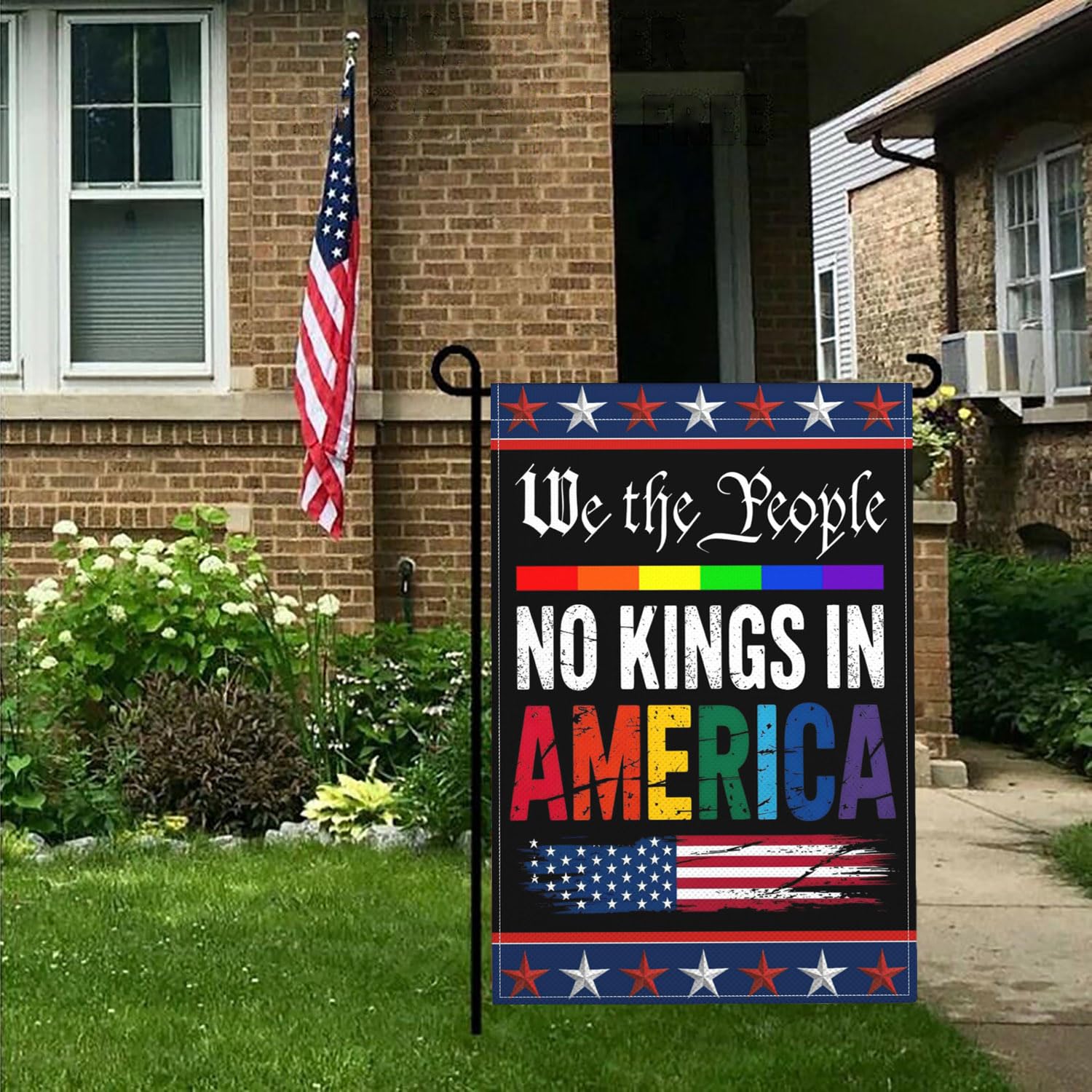 Yesuavt no kings design resists fading during long outdoor display.
