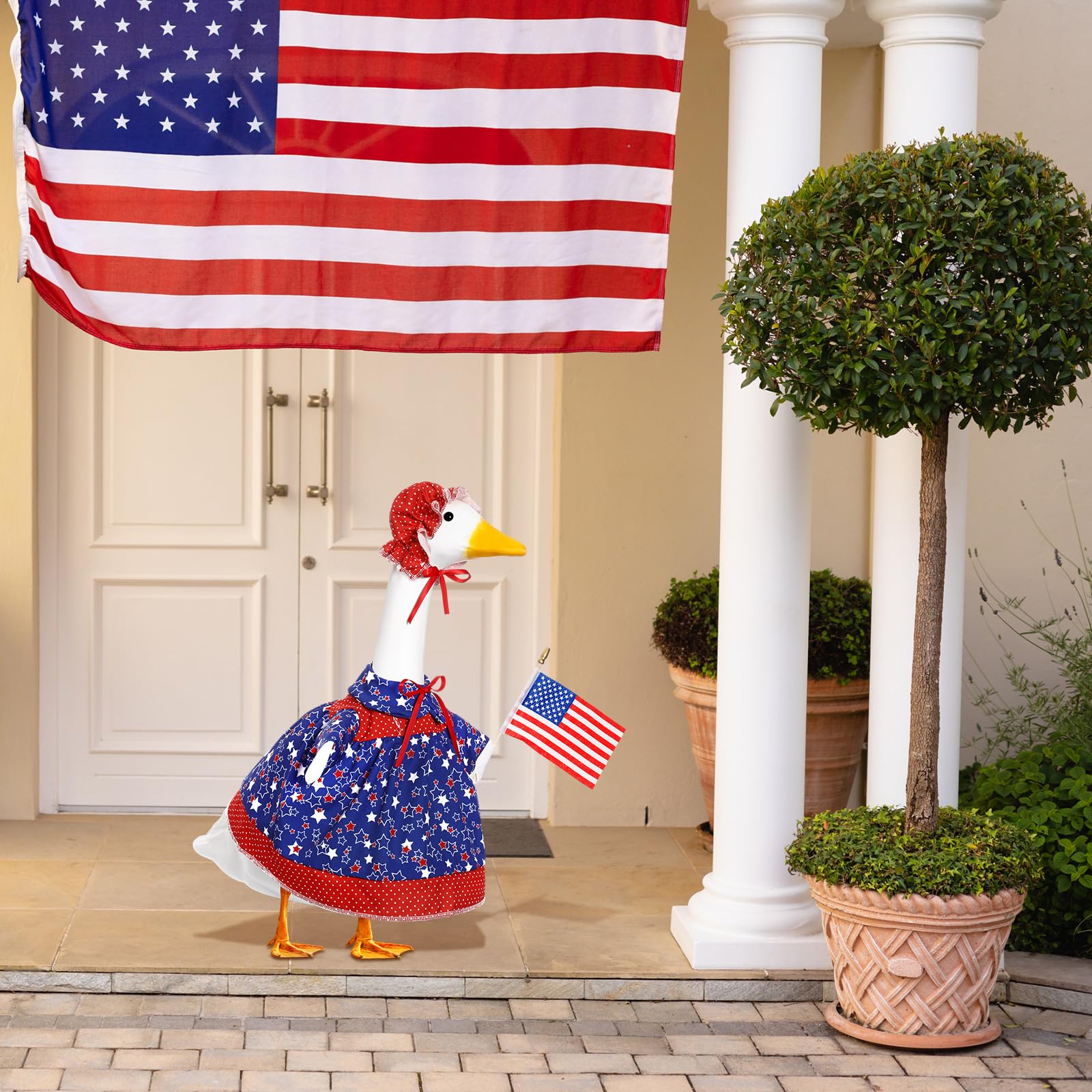 Yeyeplum 23-inch goose outfit transforms lawn statues into festive centerpieces