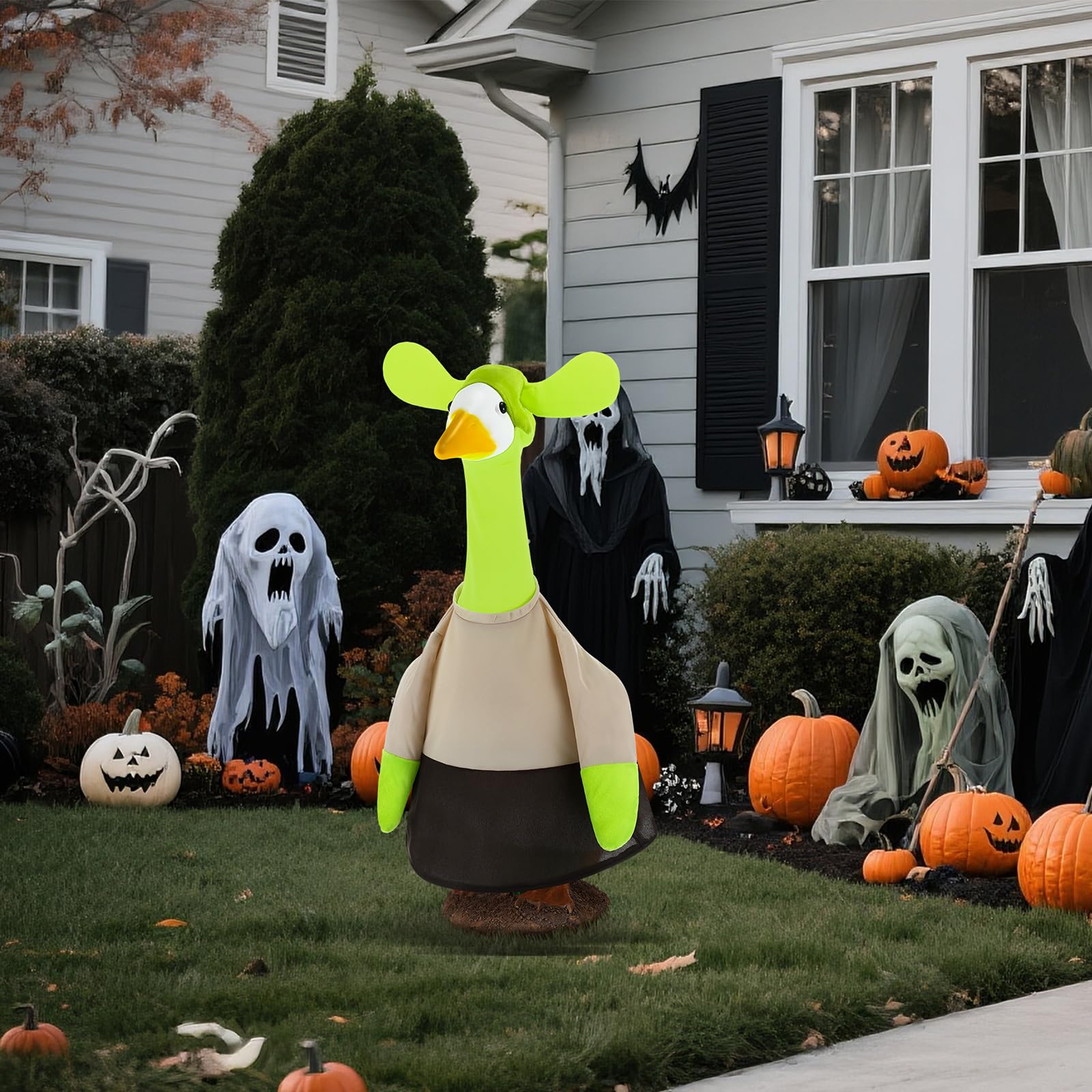 Yeyeplum film-inspired goose costume adds cinematic charm to your yard.