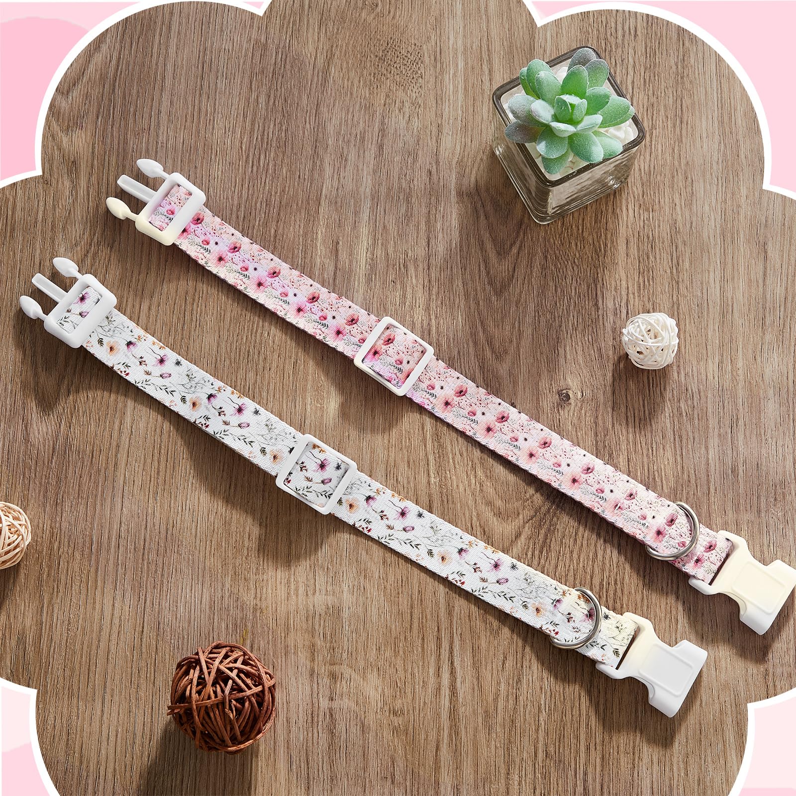 Yeyeplum two collars pack ready to outfit two animals.