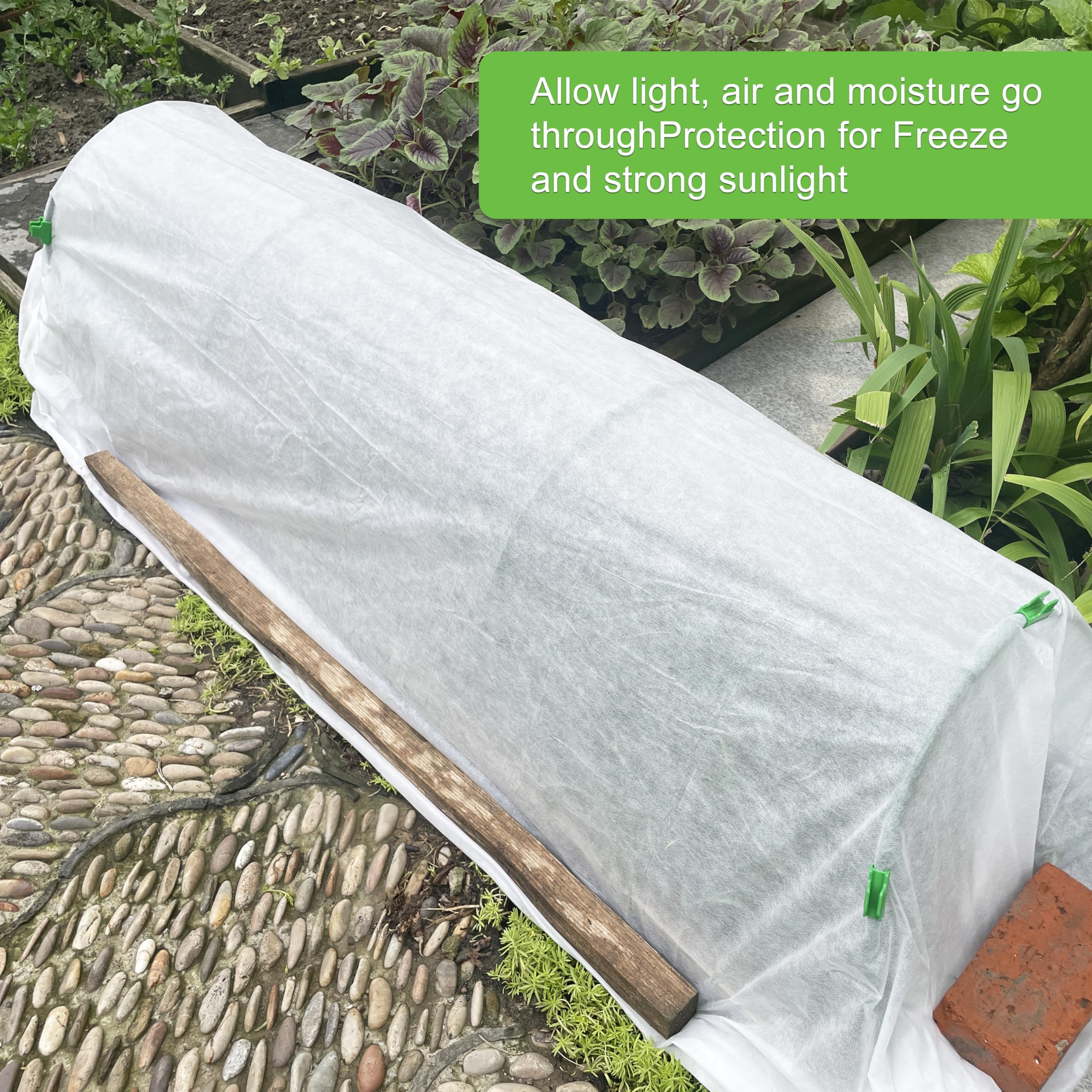 YFFSIDMY winter outdoor protection blanket shelters crops from snow and cold snaps.