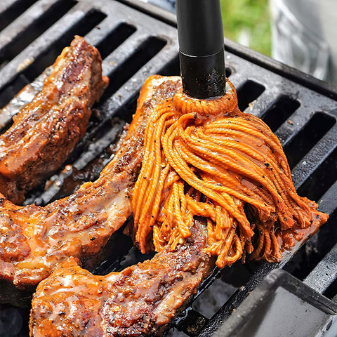 YFWOOD Mop's cotton fibers deliver smooth, thorough sauce coverage across meats.