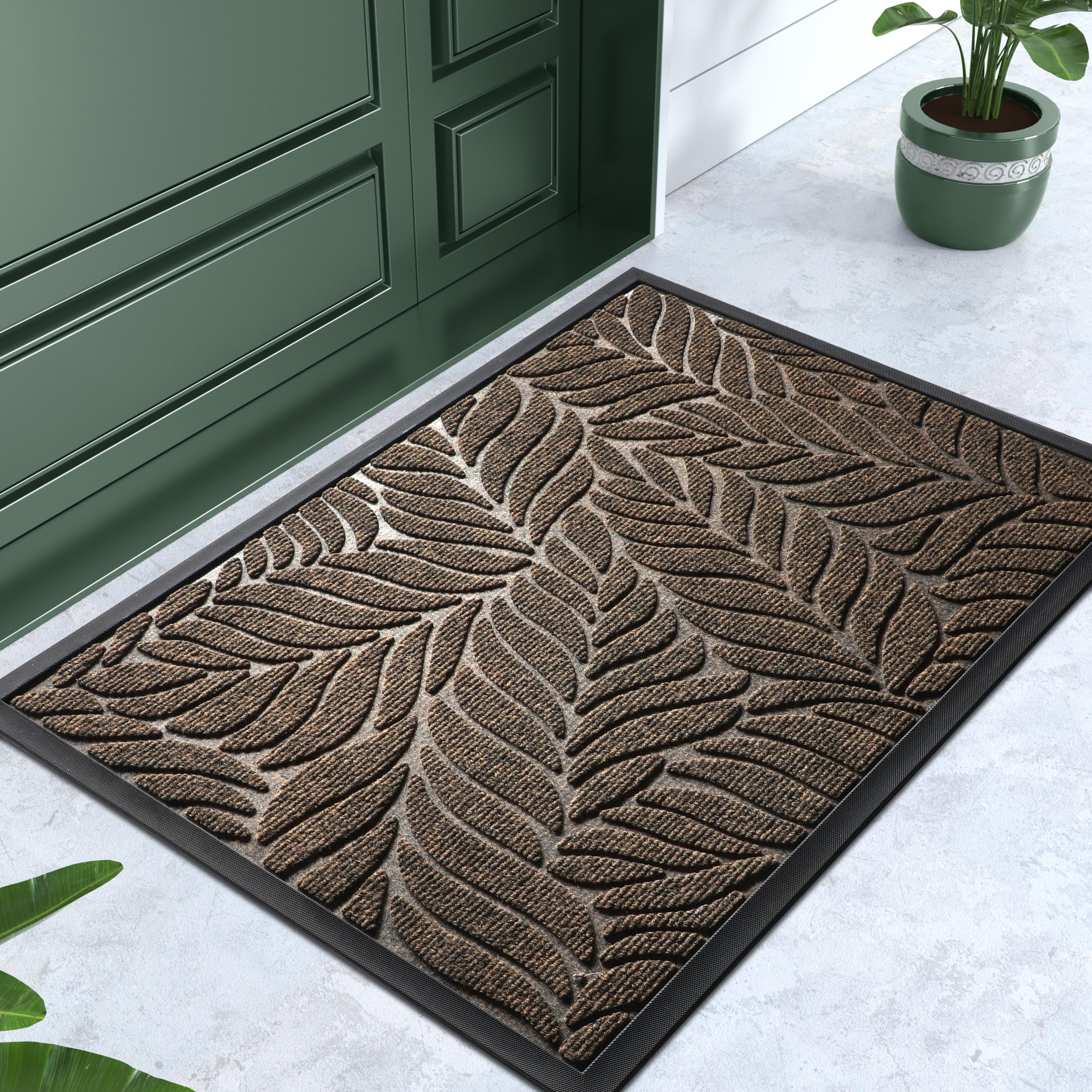 Yimobra brown door mat adds style while catching dust and sand.