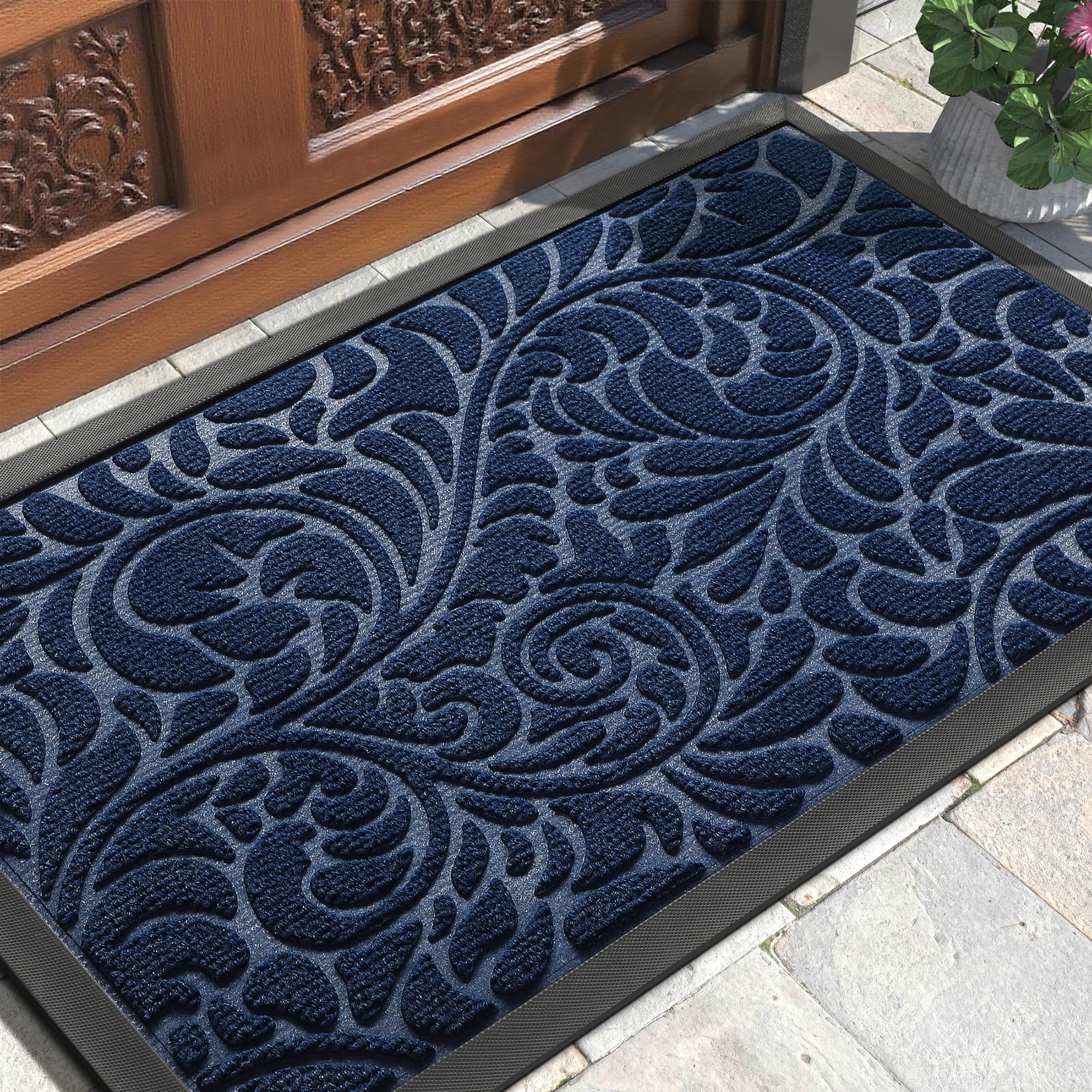 Yimobra door mat outside entrance 29.5x17 captures moisture and dirt at the threshold