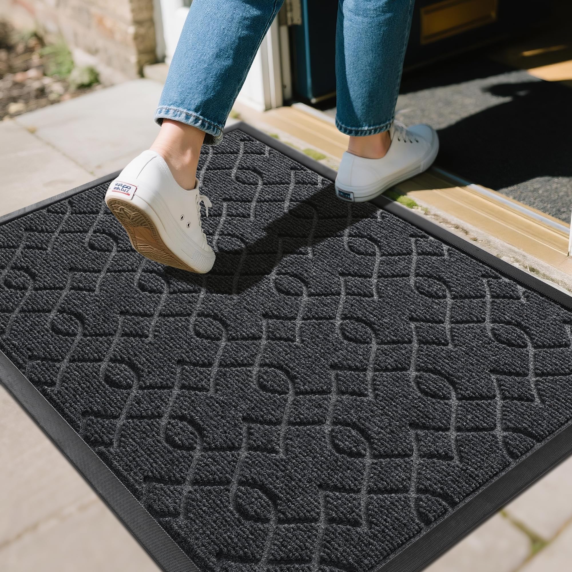Yimobra outdoor mat at front door captures dirt and moisture, keeps entry clean.