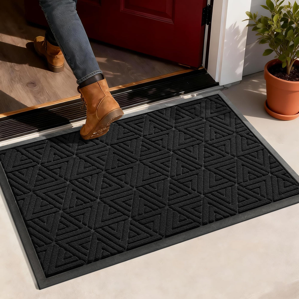 Yimobra front door outdoor mat with triangle pattern traps dirt efficiently.