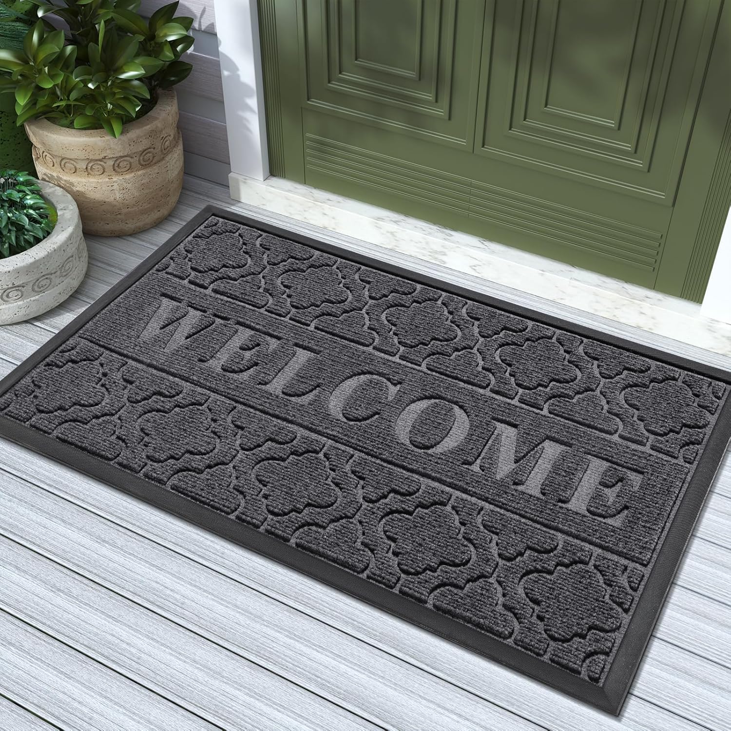 Yimobra Welcome Mat with reinforced rubber border for stability.