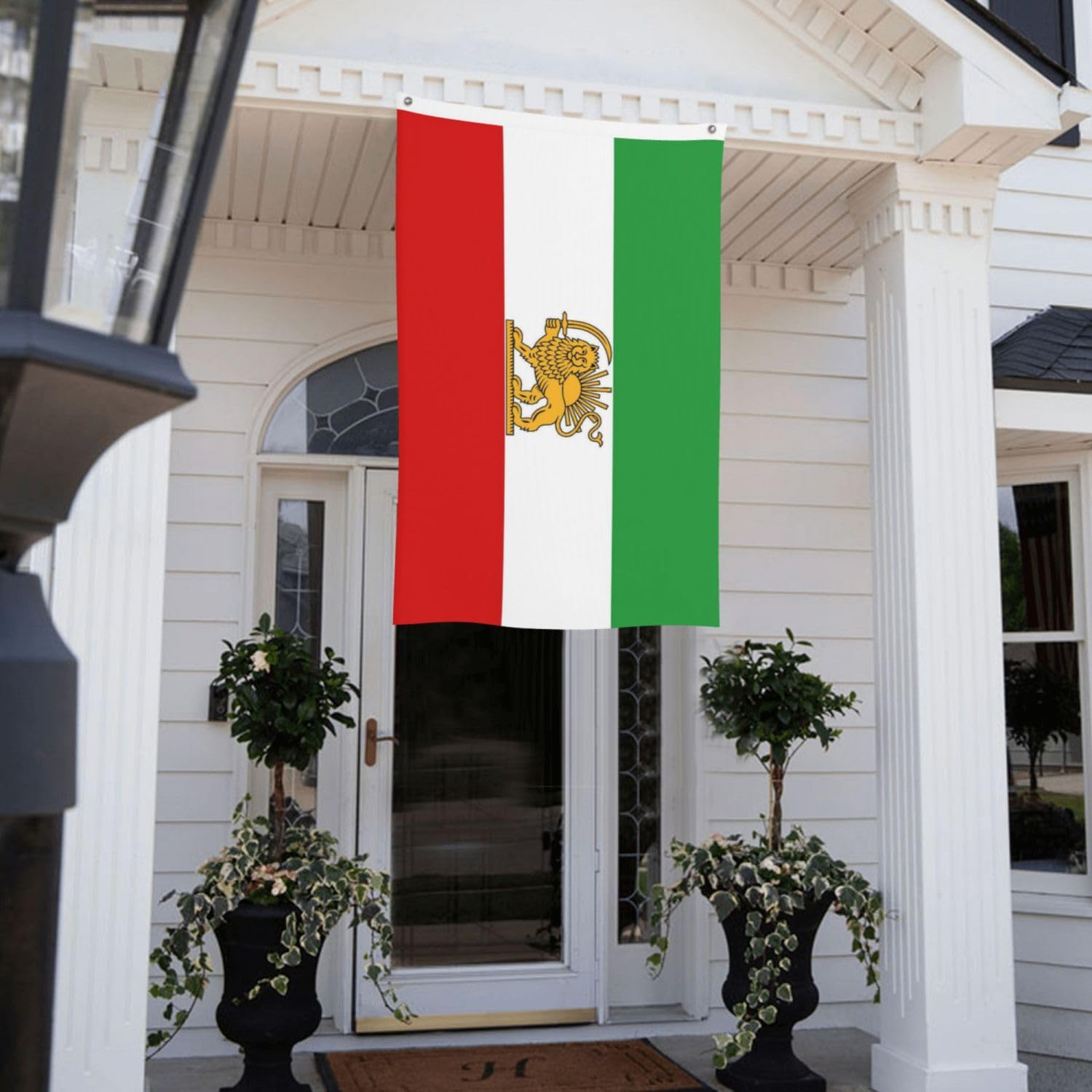 YINGFAN Iran flag close-up shows brass grommets for secure outdoor mounting.