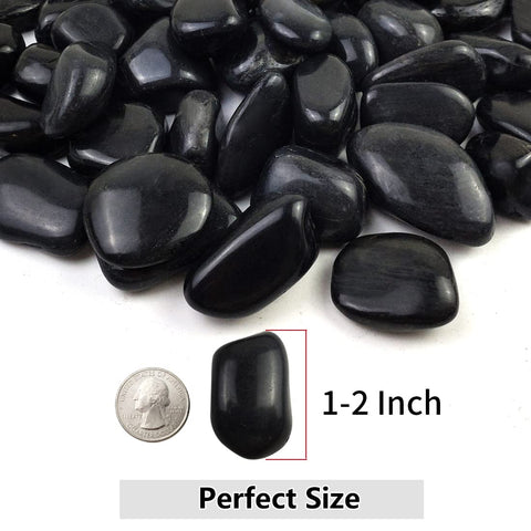 YISZM black pebbles for aquariums provide polished, safe substrate.