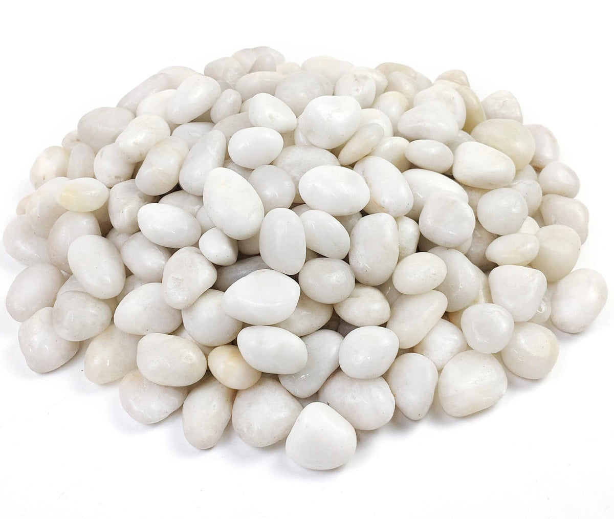 YISZM white pebbles for indoor plants provide a polished, moisture-friendly finish.