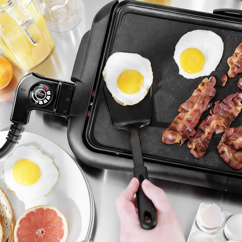 YLJMFH five-gear thermostat enables precise heat control for griddles.