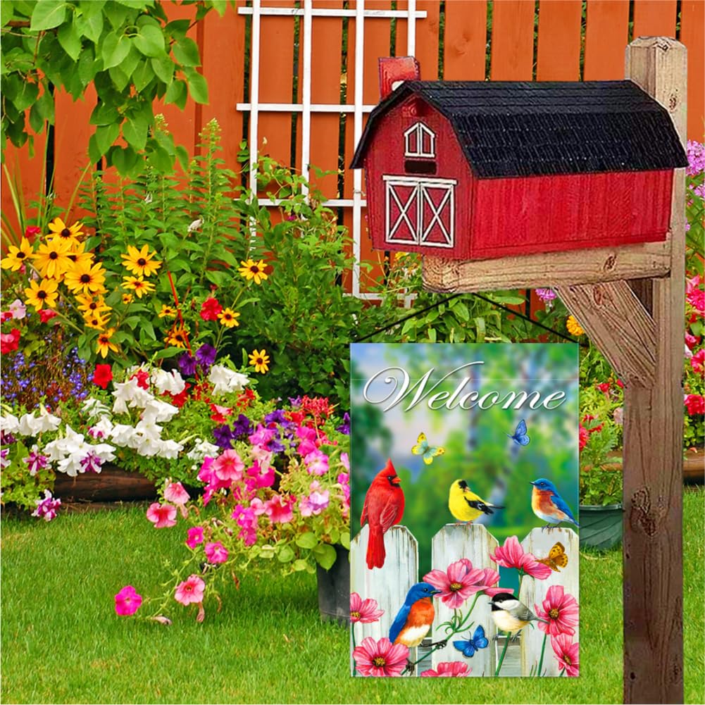 YMYIELD fade-resistant fabric withstands sun and rain for year-round display.