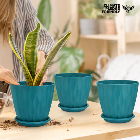 YNNICO blue indoor-outdoor planter suitable for balconies or living rooms.
