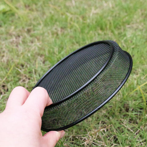 Yojanner black finish feeder tray adds a sleek outdoor look.