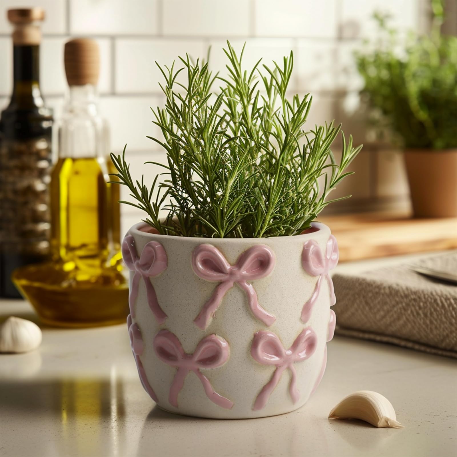Yokiiimakiii pink bow succulent pot compact and stylish
